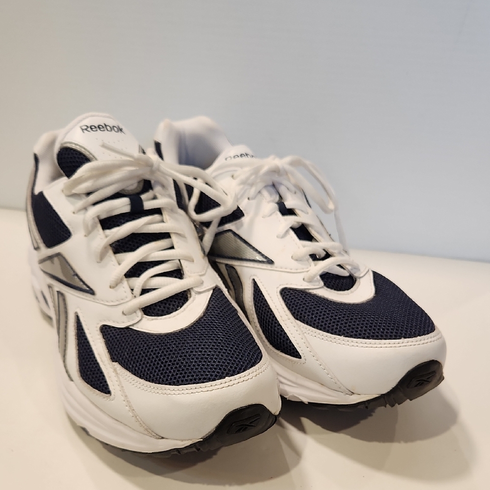 Reebok DMXMAX Navy and White Men's Athletic Shoes Size 10.5